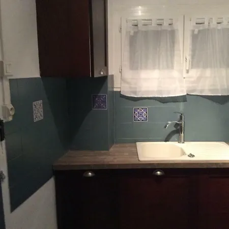 Apartment 9 Rue De La Traverse *