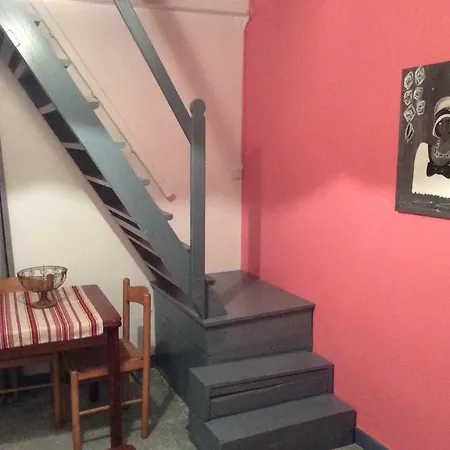 9 Rue De La Traverse *